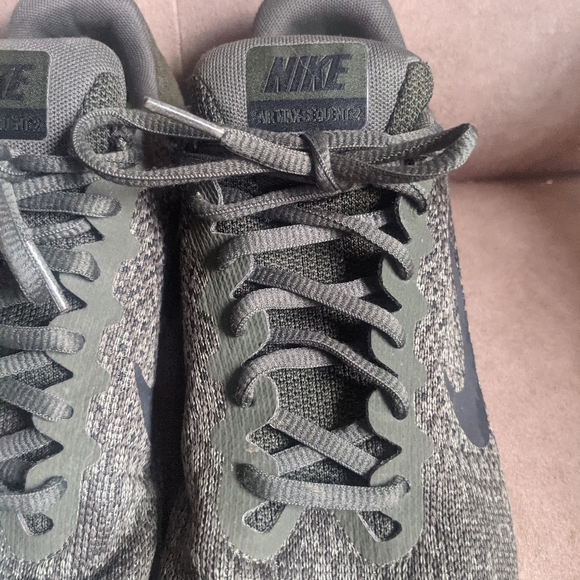Nike Air Max Sequent 2 Cargo Khaki/Black-Medium Olive UK 8 852461-300 - Picture 2 of 10